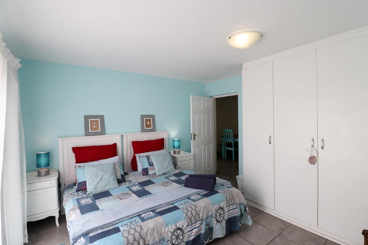 Seabreeze Accommodation Джефрис Бей Екстериор снимка