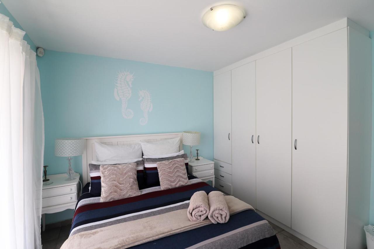 Seabreeze Accommodation Джефрис Бей Екстериор снимка